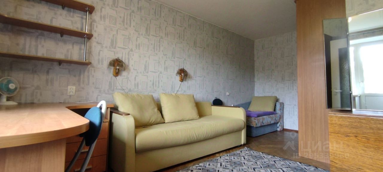 Аренда 1-комн квартиры на вторичном рынке проспект Тореза, 33