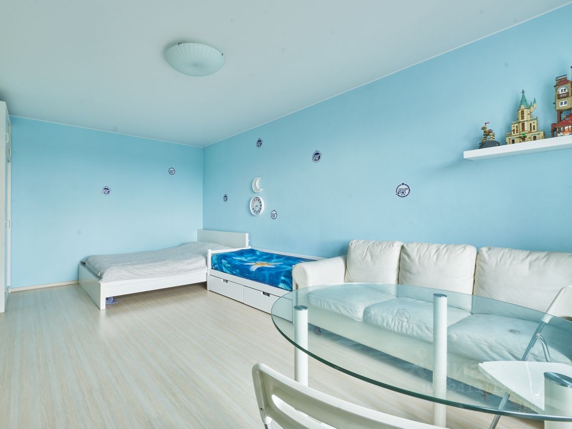 Продажа 1-комн квартиры на вторичном рынке Институтский проспект, 16Б