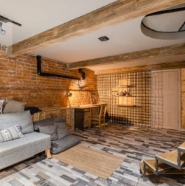 Аренда 3-комн квартиры на вторичном рынке Дербеневская улица,  д. 20 с18