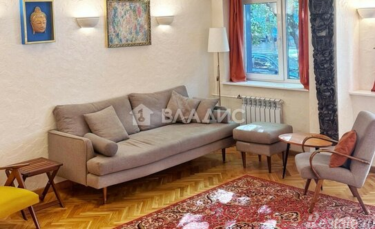 Продажа 2-комн квартиры на вторичном рынке Домодедовская улица,  д. 4