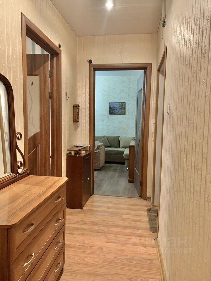 Продажа 2-комн квартиры на вторичном рынке Пионерская улица,  д. 19