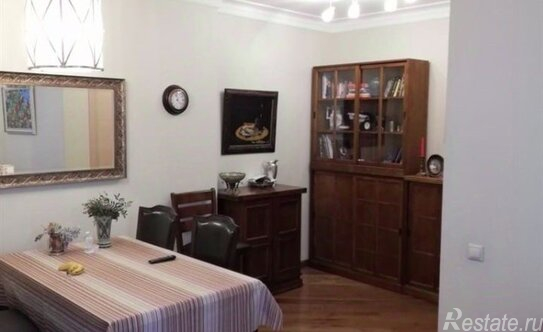 Продажа 2-комн квартиры на вторичном рынке Уланский пер,  д. 11А