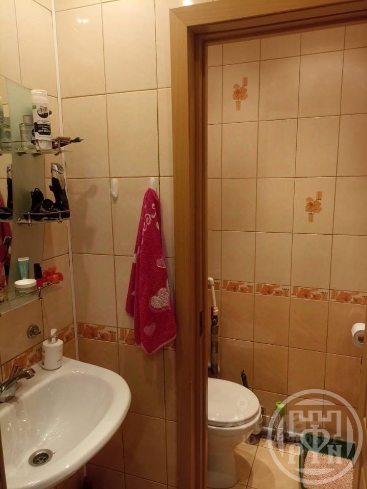 Продажа 1-комн квартиры на вторичном рынке Петергоф, улица Халтурина, 15к4