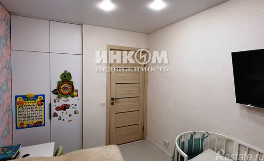 Продажа 2-комн квартиры на вторичном рынке ул Михайлова,  д. 30/8