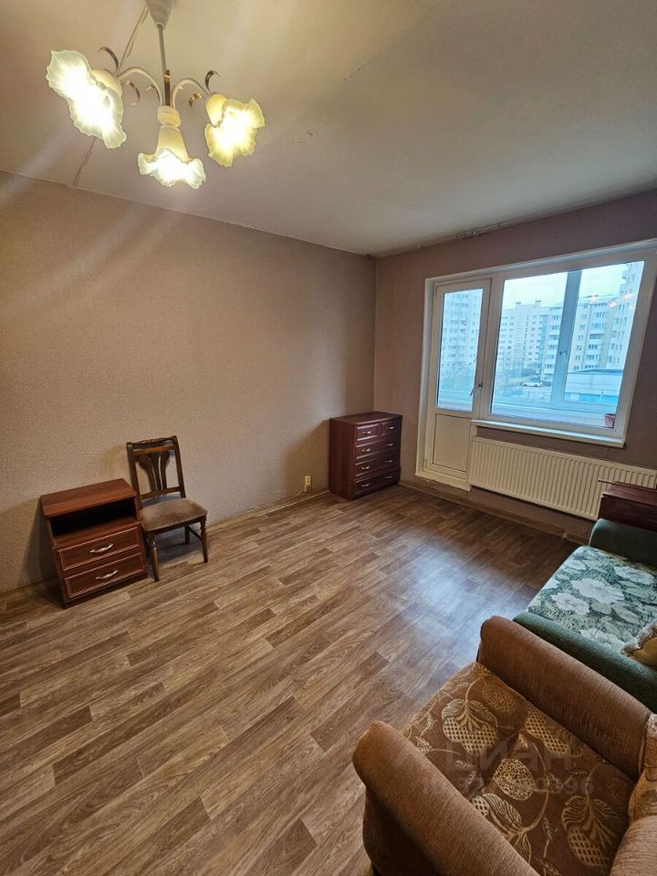 Продажа 1-комн квартиры на вторичном рынке проспект Ударников, 27К2