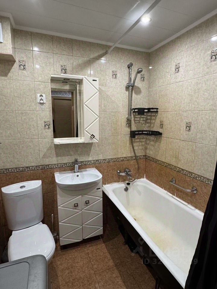 Продажа 2-комн квартиры на вторичном рынке улица Руставели, 37