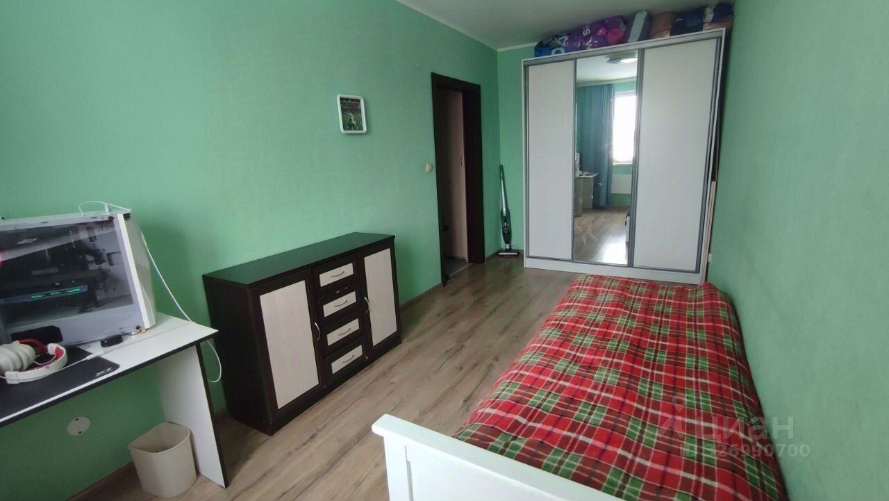 Продажа 2-комн квартиры на вторичном рынке Пушкин, Гусарская улица, 4к12