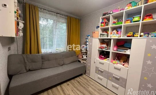 Продажа 2-комн квартиры на вторичном рынке ул Антоновская,  д. 4