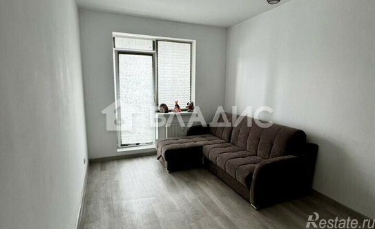 Продажа 1-комн квартиры на вторичном рынке Октябрьская наб,  д. 44