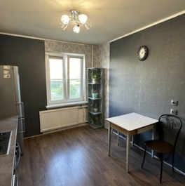 Продажа 1-комн квартиры на вторичном рынке ул Оптиков,  д. 52,  к. 3