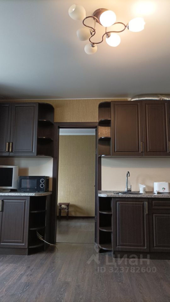 Аренда 2-комн квартиры на вторичном рынке Гурьянова ул,  д. 4К1