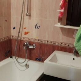 Аренда 2-комн квартиры на вторичном рынке Новочеркасский б-р,  д. 5