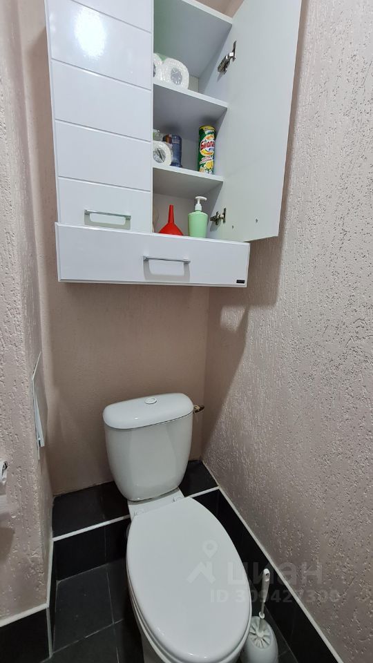 Продажа 3-комн квартиры на вторичном рынке Мурино, улица Екатерининская, 10с1