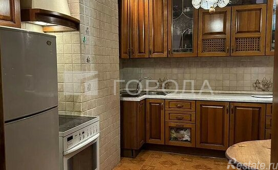 Продажа 3-комн квартиры на вторичном рынке ул Миклухо-Маклая,  д. 30