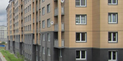 2-комн квартира угол между пос. Шушары и Полоцкая (Славянка) ул, Шушары п