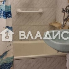 Продажа 2-комн квартиры на вторичном рынке ул Венёвская,  д. 25
