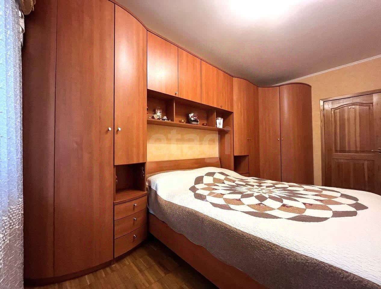 Продажа 4-комн квартиры на вторичном рынке Краснодонская улица, 24