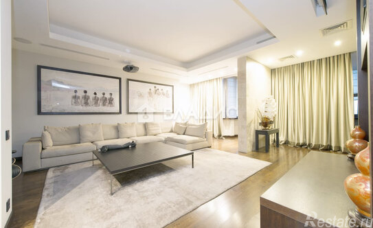 Продажа 6-комн квартиры на вторичном рынке Октябрьский переулок,  д. 5