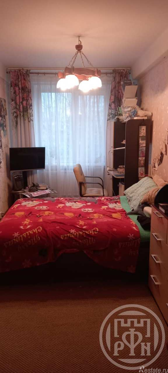 Продажа 2-комн квартиры на вторичном рынке Добровольцев ул. ,  д. 52