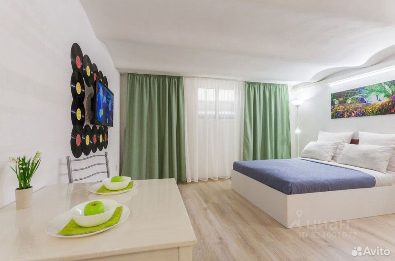 Продажа студии 2-я Васильевского острова линия, 3