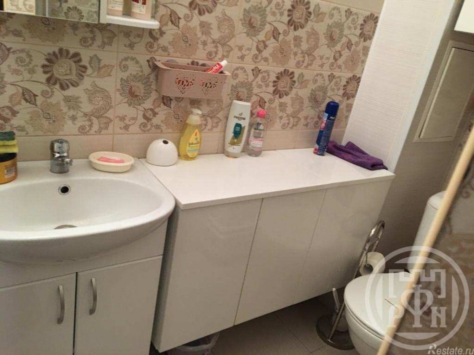 Продажа студии Ветеранов просп.,  д. 169,  к. 2