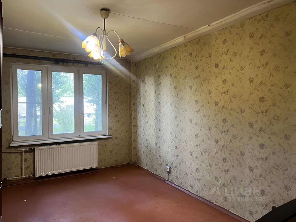 Продажа 3-комн квартиры на вторичном рынке проспект Большевиков, 75К1