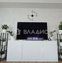 Продажа 3-комн квартиры на вторичном рынке Верейская улица