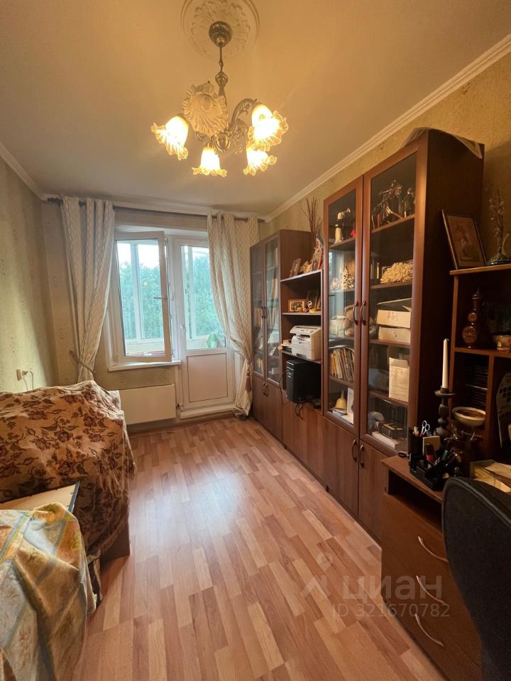 Продажа 3-комн квартиры на вторичном рынке улица Маршала Тимошенко, 34