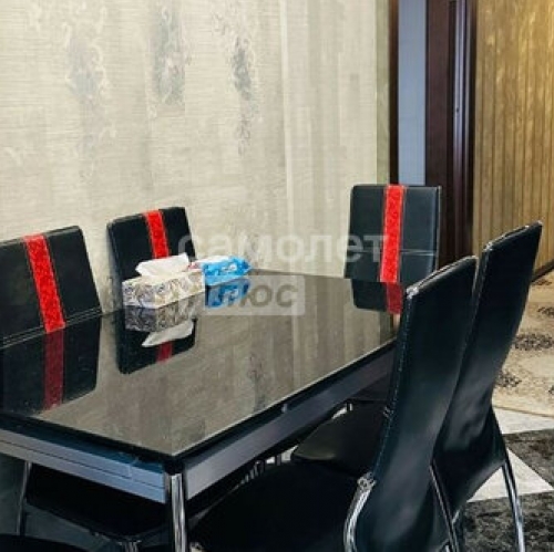 3-комн квартира ул Архитектора Власова,  д. 6