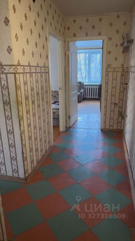Продажа 2-комн квартиры на вторичном рынке проспект Ветеранов, 40