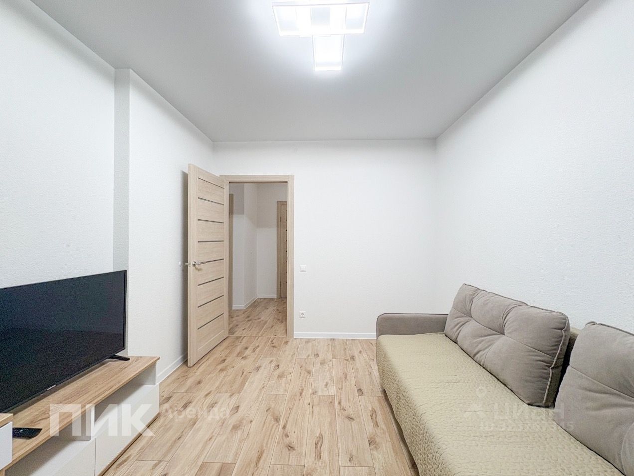 Аренда 2-комн квартиры на вторичном рынке д. Сапроново, улица Западный квартал, 7к1