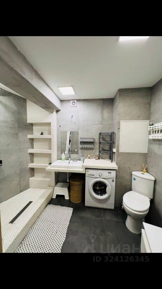 Продажа 3-комн квартиры на вторичном рынке Перовская улица, 34к1