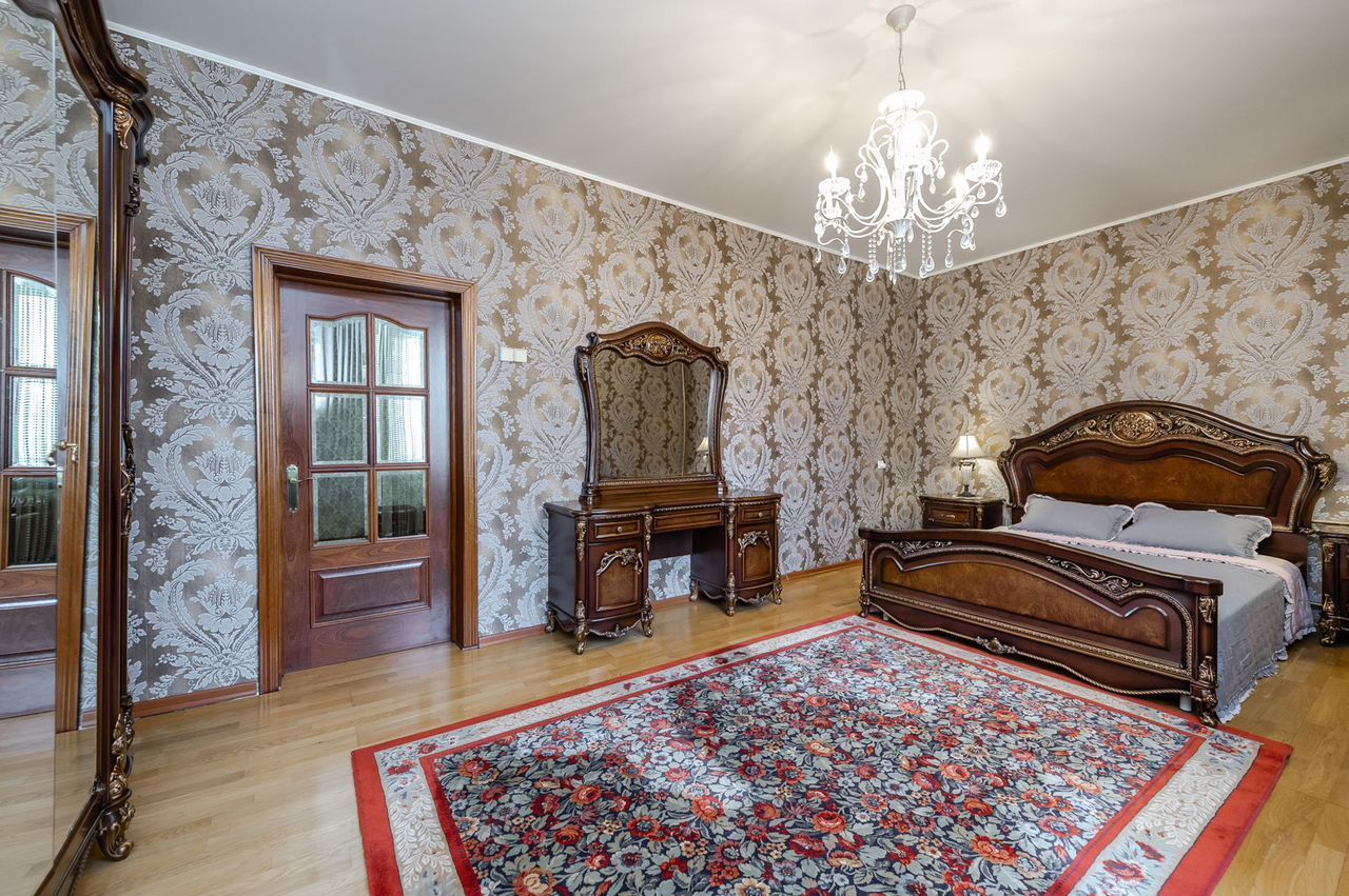 Продажа 3-комн квартиры на вторичном рынке улица Пырьева, 5А