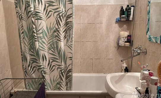 Продажа 1-комн квартиры на вторичном рынке ул Коцюбинского,  д. 10