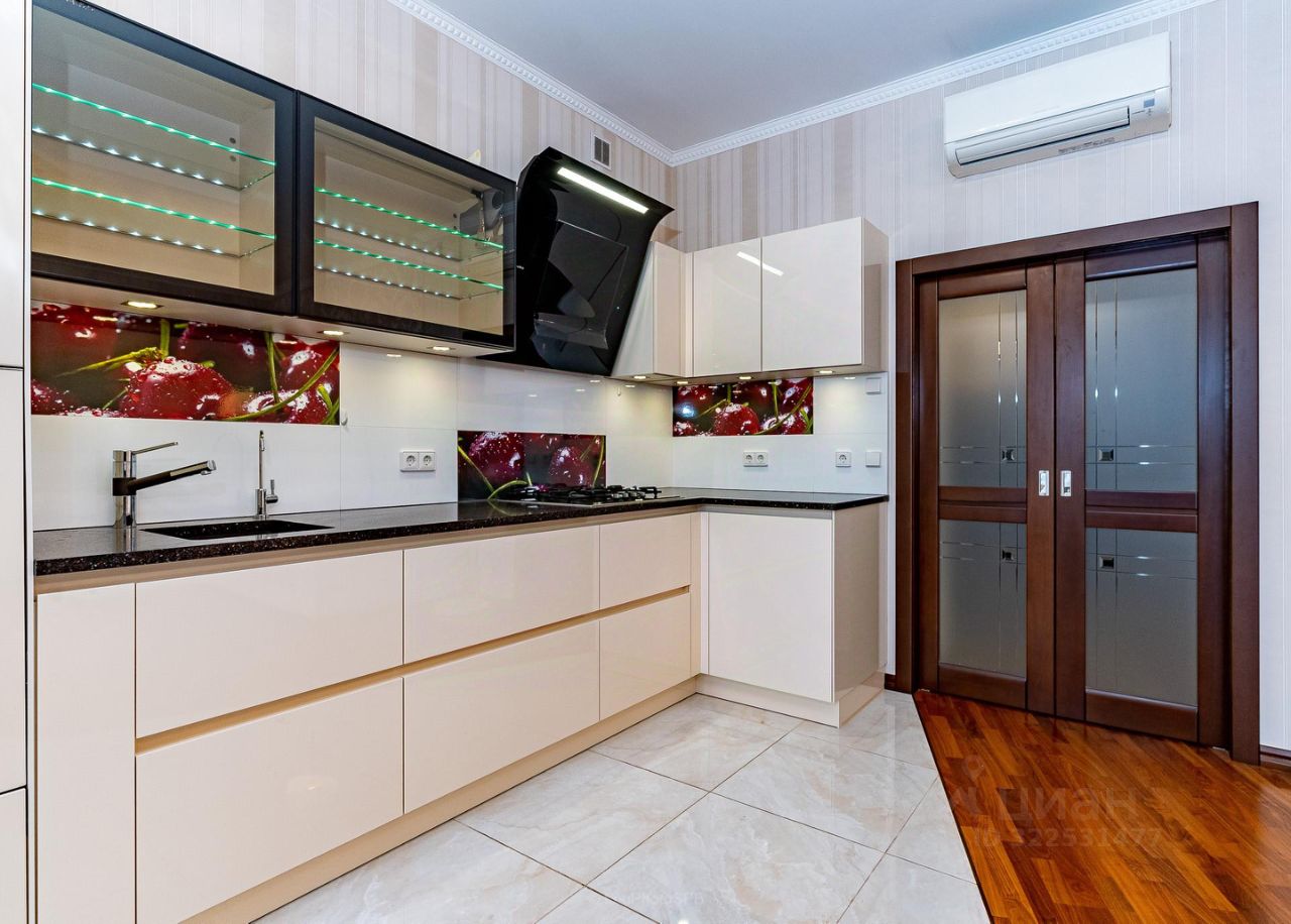 Продажа 2-комн квартиры на вторичном рынке 1-я Никитинская улица, 17