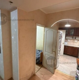 Продажа 3-комн квартиры на вторичном рынке 15-я линия,  д. 30