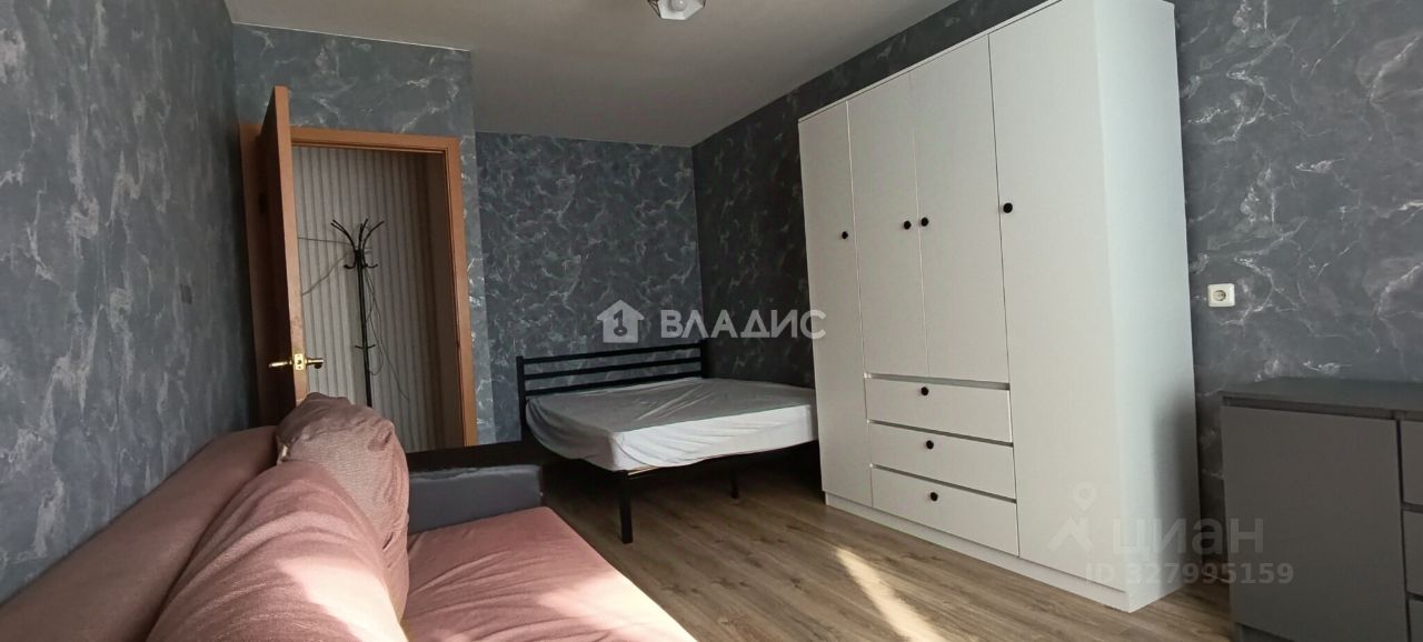 Продажа 1-комн квартиры на вторичном рынке Тельмана, улица Октябрьская, 3