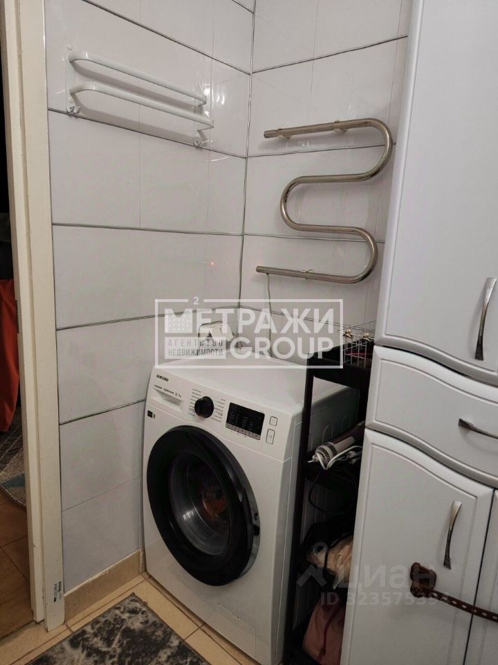 Продажа 2-комн квартиры на вторичном рынке Мирный пгт, улица Свободы, 3