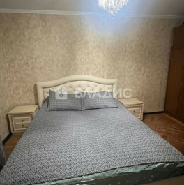 Продажа 2-комн квартиры на вторичном рынке Брюсовская улица,  д. 3