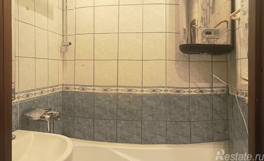 Продажа 1-комн квартиры на вторичном рынке Художников пр-кт,  д. 30,  к. 1