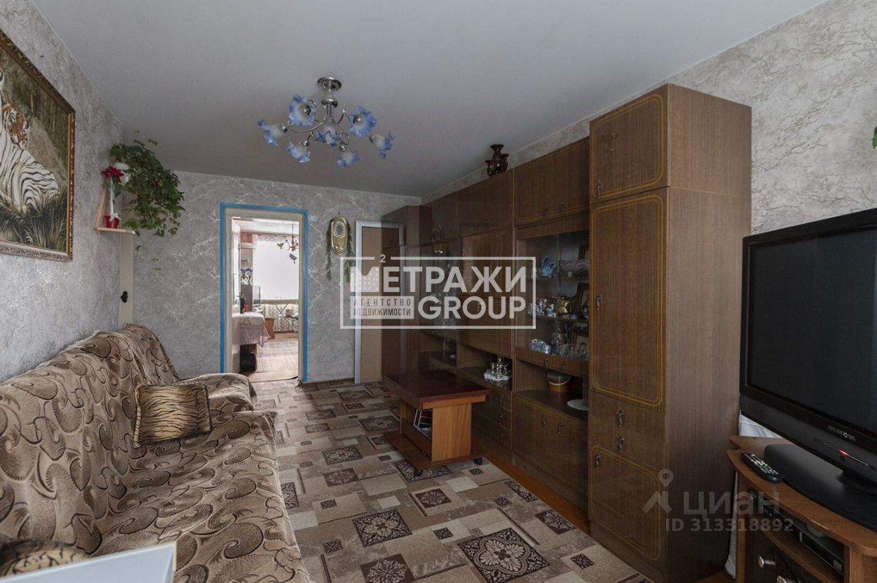 Продажа 3-комн квартиры на вторичном рынке Свердловский пгт, улица Набережная, 7