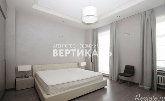 Аренда 3-комн квартиры на вторичном рынке улица Серафимовича,  д. 2/20