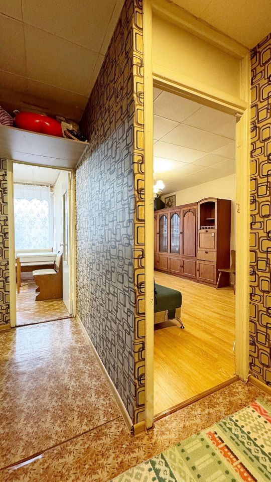 Продажа 1-комн квартиры на вторичном рынке улица Винокурова, 12К4