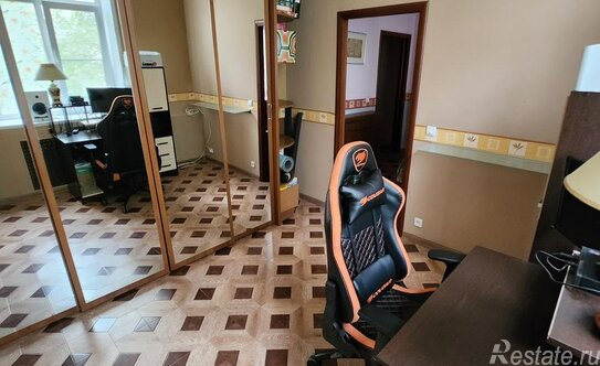 Продажа 2-комн квартиры на вторичном рынке Пионерская Б. ул,  д. 10-12 с1