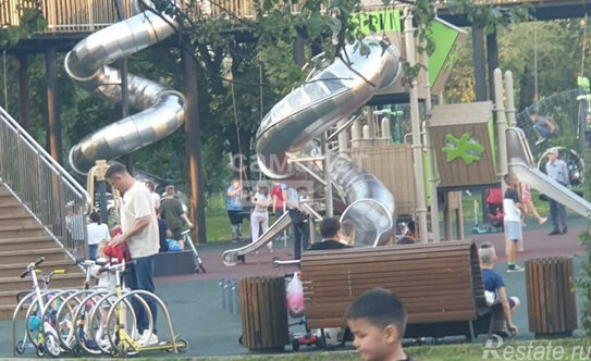 Продажа 2-комн квартиры на вторичном рынке Есенинский б-р,  д. 1/26