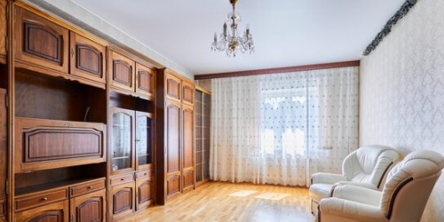 3-комн квартира улица Ленсовета,  д. 88