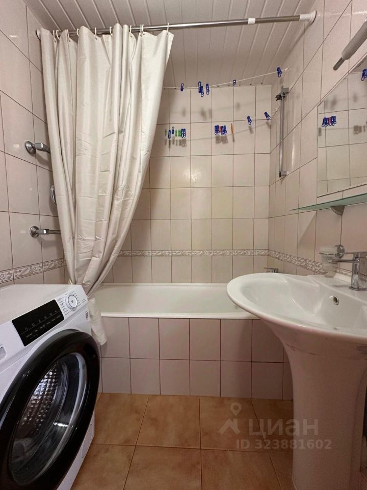 Аренда 2-комн квартиры на вторичном рынке улица Цюрупы, 16К1