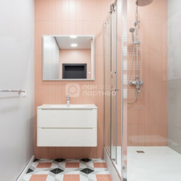 Продажа 2-комн квартиры на вторичном рынке Красноармейская 12-я ул,  д. 26 с1