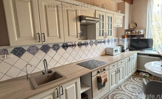 Продажа 3-комн квартиры на вторичном рынке Афанасьевский Б. пер,  д. 11-13