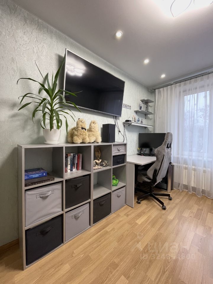 Продажа 3-комн квартиры на вторичном рынке Королев, улица Горького,  д. 4